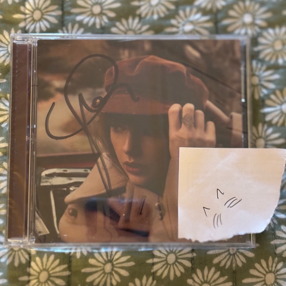 Taylor Swift Signed RedTV CD